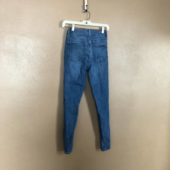 Denim & Co Distressed Stretch Skinny Jean Size 6 - Picture 6 of 6